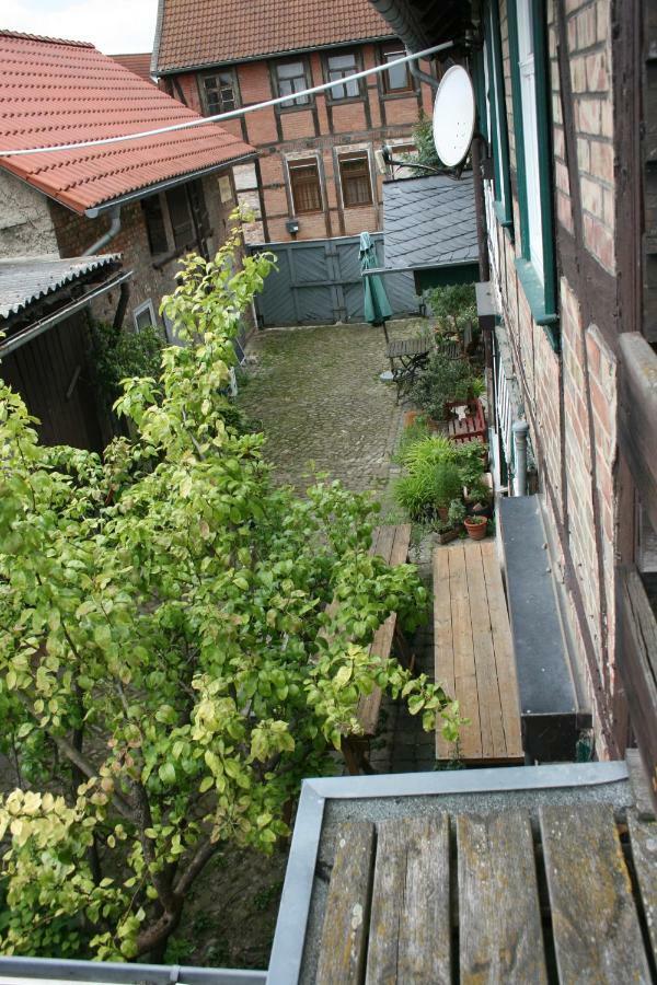 Apartments Cafe Brennnessel Veltheim Екстериор снимка